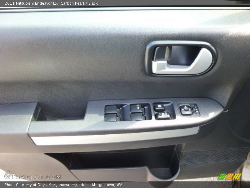Carbon Pearl / Black 2011 Mitsubishi Endeavor LS