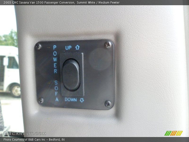Summit White / Medium Pewter 2003 GMC Savana Van 1500 Passenger Conversion