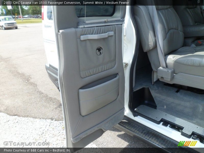 Summit White / Medium Pewter 2003 GMC Savana Van 1500 Passenger Conversion