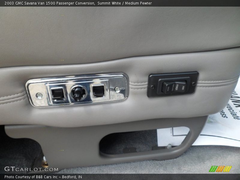 Summit White / Medium Pewter 2003 GMC Savana Van 1500 Passenger Conversion