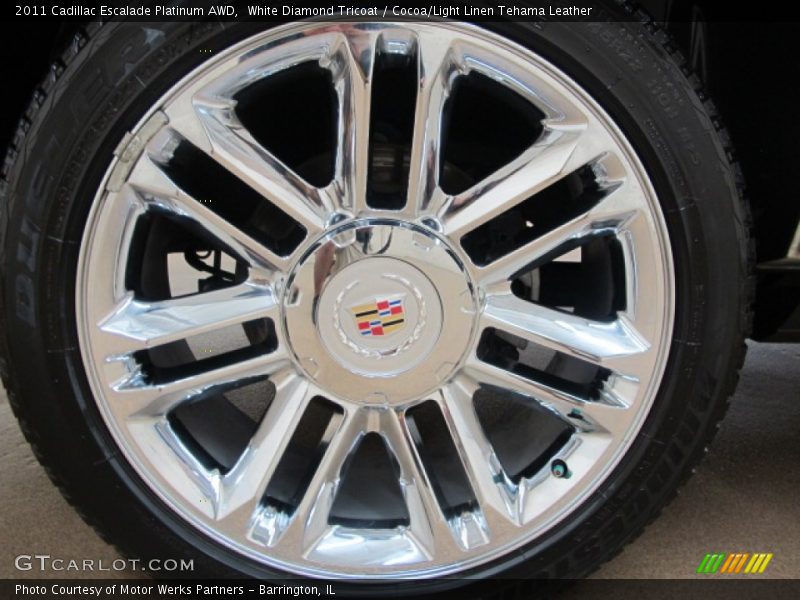 White Diamond Tricoat / Cocoa/Light Linen Tehama Leather 2011 Cadillac Escalade Platinum AWD