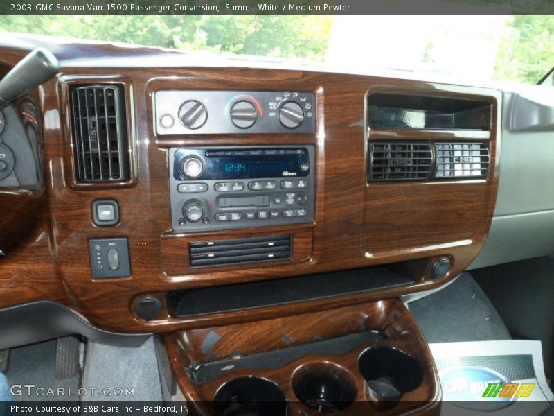 Summit White / Medium Pewter 2003 GMC Savana Van 1500 Passenger Conversion