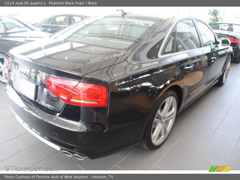Phantom Black Pearl / Black 2014 Audi S8 quattro S