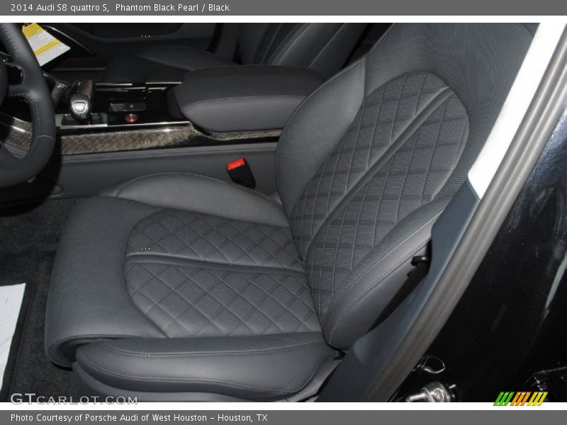 Front Seat of 2014 S8 quattro S