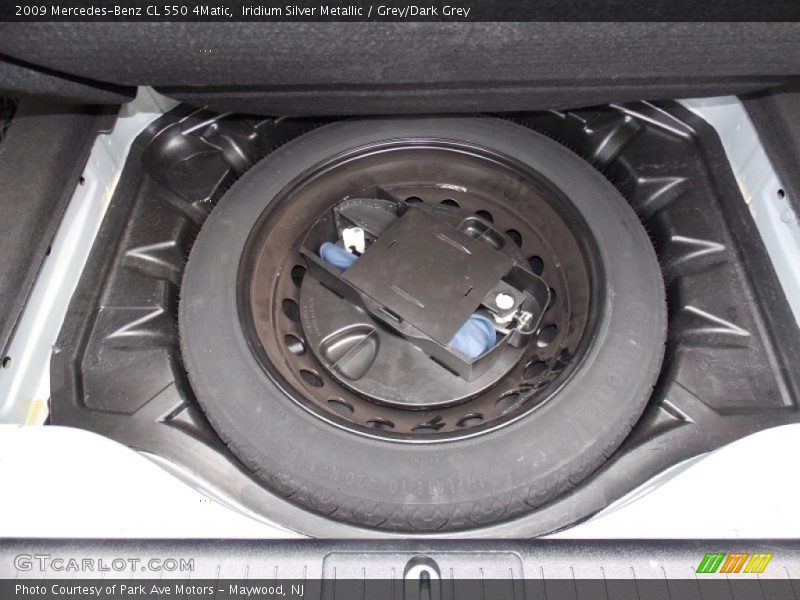 Iridium Silver Metallic / Grey/Dark Grey 2009 Mercedes-Benz CL 550 4Matic