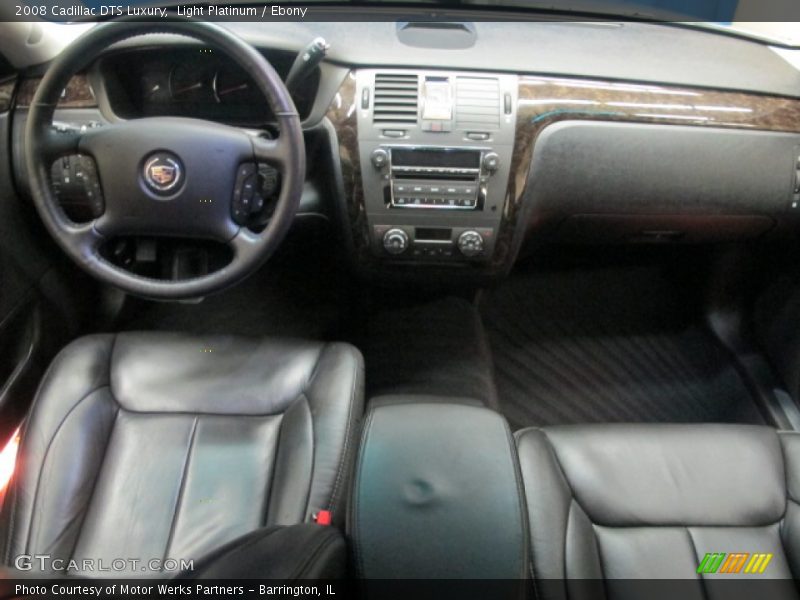 Light Platinum / Ebony 2008 Cadillac DTS Luxury