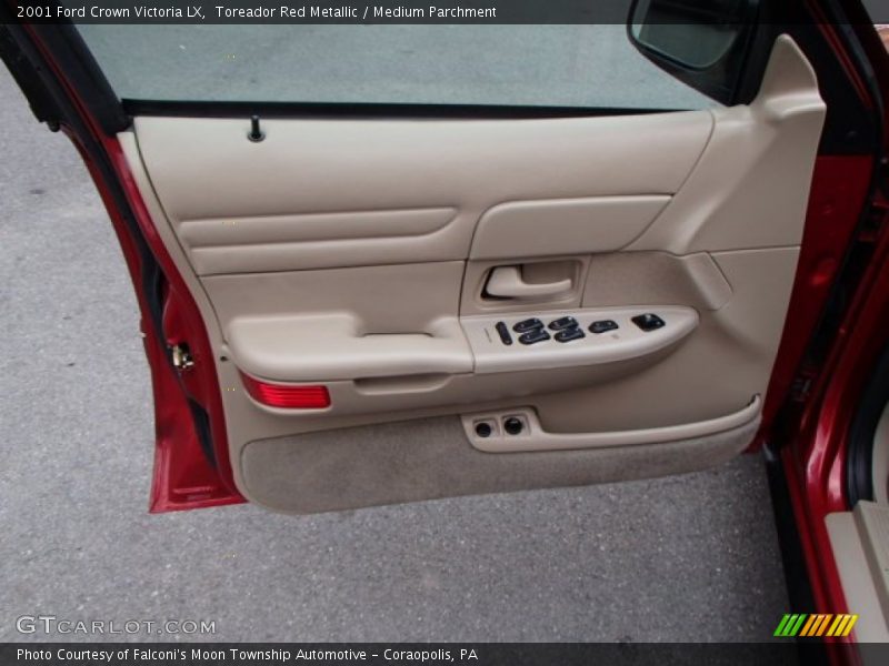 Toreador Red Metallic / Medium Parchment 2001 Ford Crown Victoria LX