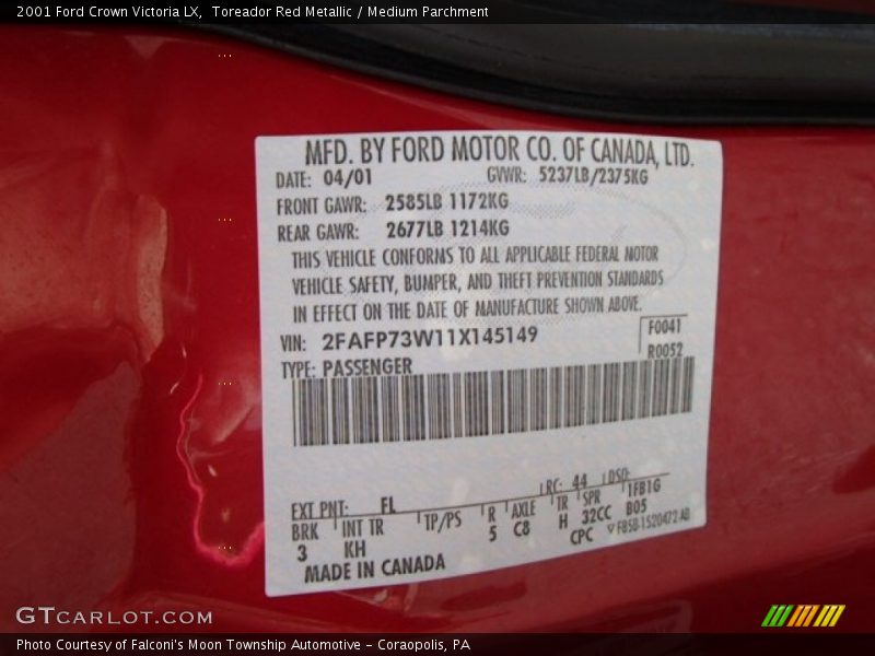 Toreador Red Metallic / Medium Parchment 2001 Ford Crown Victoria LX