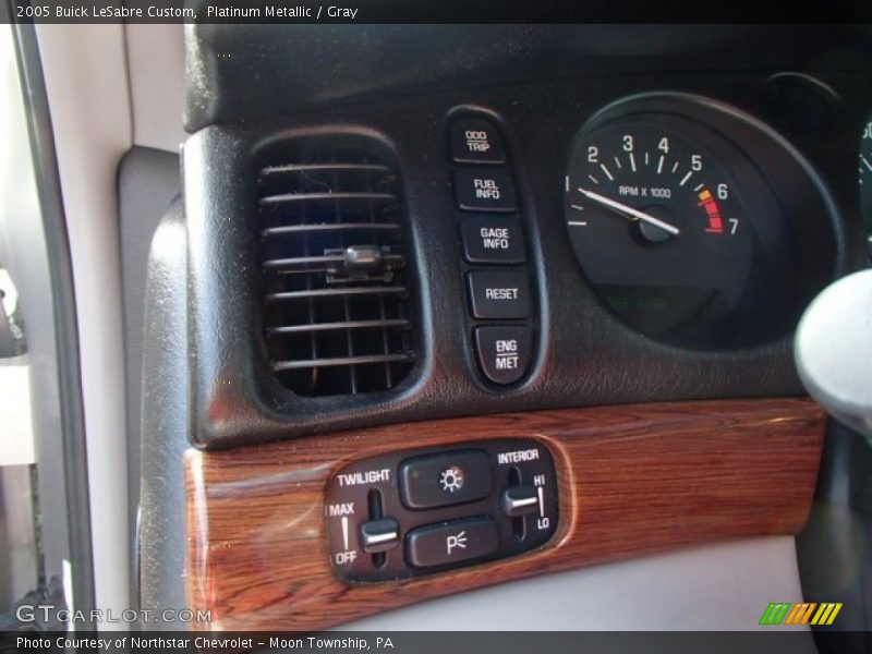 Platinum Metallic / Gray 2005 Buick LeSabre Custom