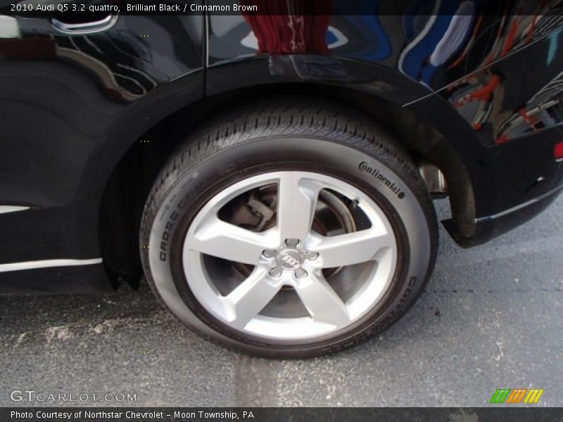 Brilliant Black / Cinnamon Brown 2010 Audi Q5 3.2 quattro