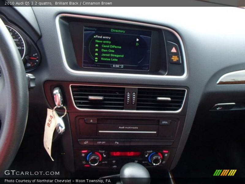 Brilliant Black / Cinnamon Brown 2010 Audi Q5 3.2 quattro