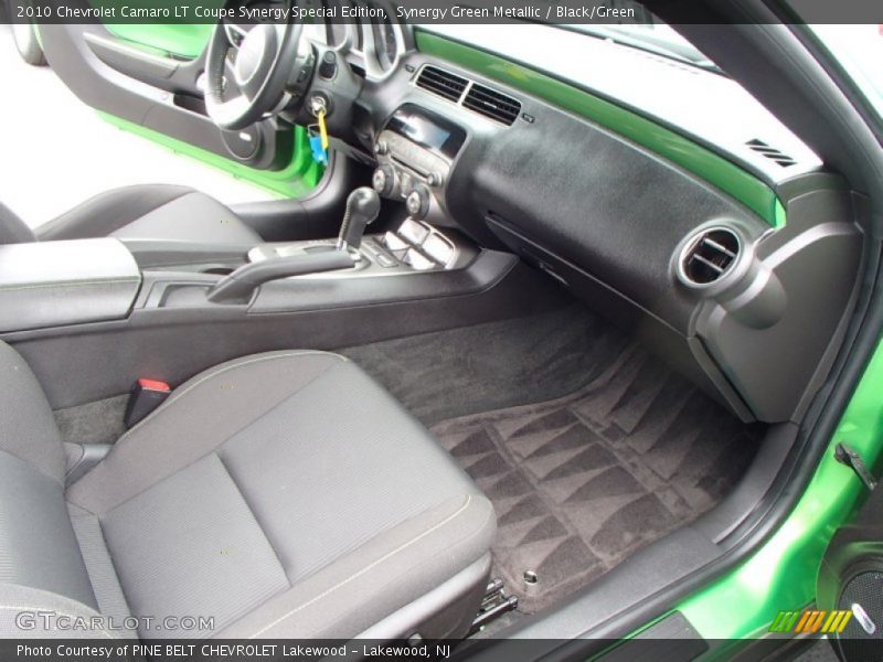 Synergy Green Metallic / Black/Green 2010 Chevrolet Camaro LT Coupe Synergy Special Edition
