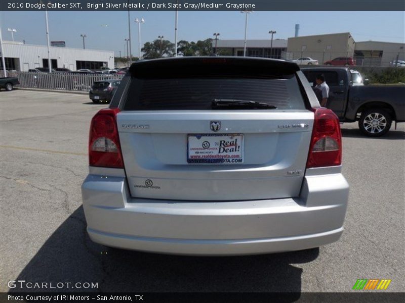 Bright Silver Metallic / Dark Slate Gray/Medium Graystone 2010 Dodge Caliber SXT