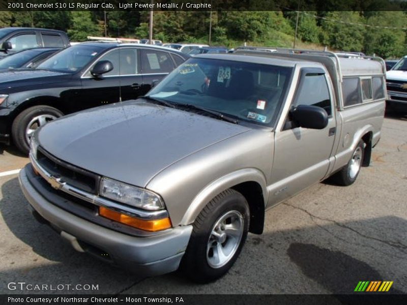 Light Pewter Metallic / Graphite 2001 Chevrolet S10 LS Regular Cab