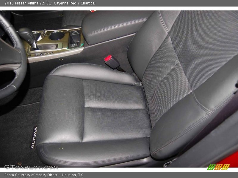 Cayenne Red / Charcoal 2013 Nissan Altima 2.5 SL