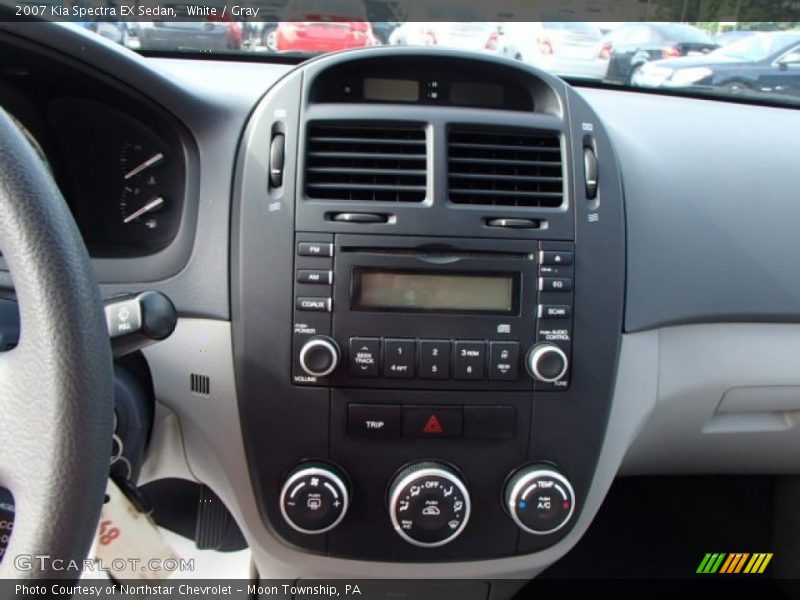 Controls of 2007 Spectra EX Sedan