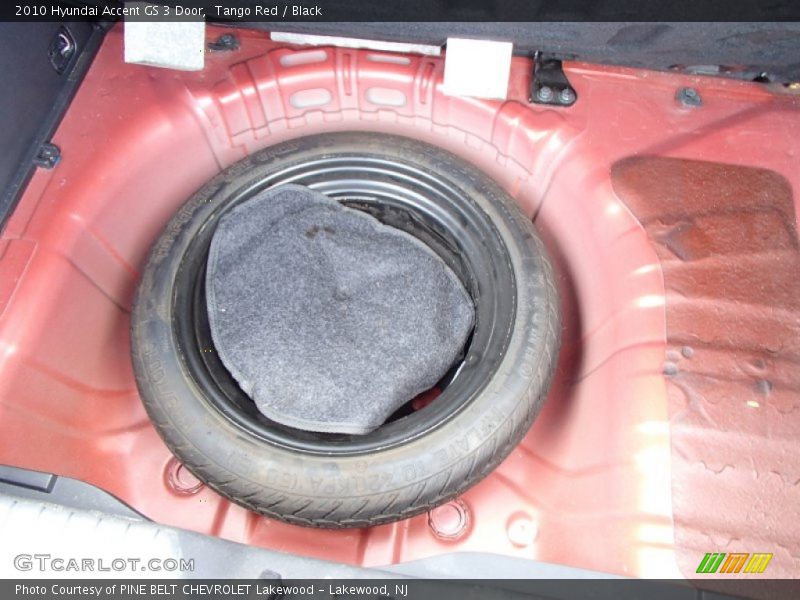 Tango Red / Black 2010 Hyundai Accent GS 3 Door