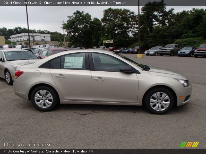 Champagne Silver Metallic / Jet Black/Medium Titanium 2014 Chevrolet Cruze LS