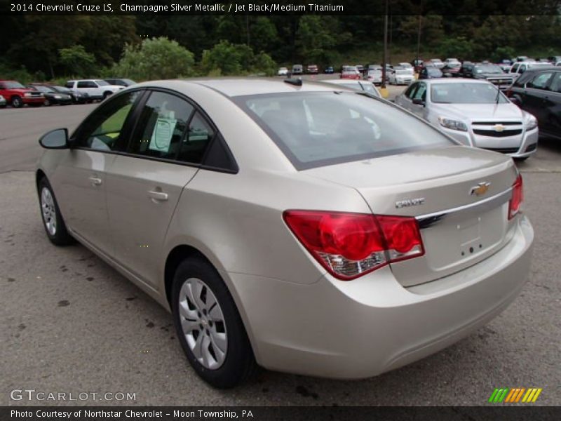 Champagne Silver Metallic / Jet Black/Medium Titanium 2014 Chevrolet Cruze LS