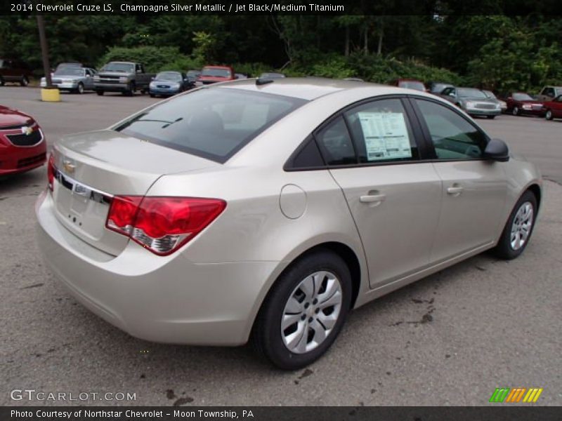 Champagne Silver Metallic / Jet Black/Medium Titanium 2014 Chevrolet Cruze LS