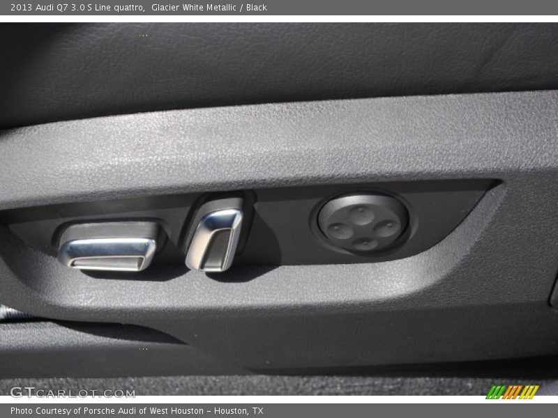 Glacier White Metallic / Black 2013 Audi Q7 3.0 S Line quattro