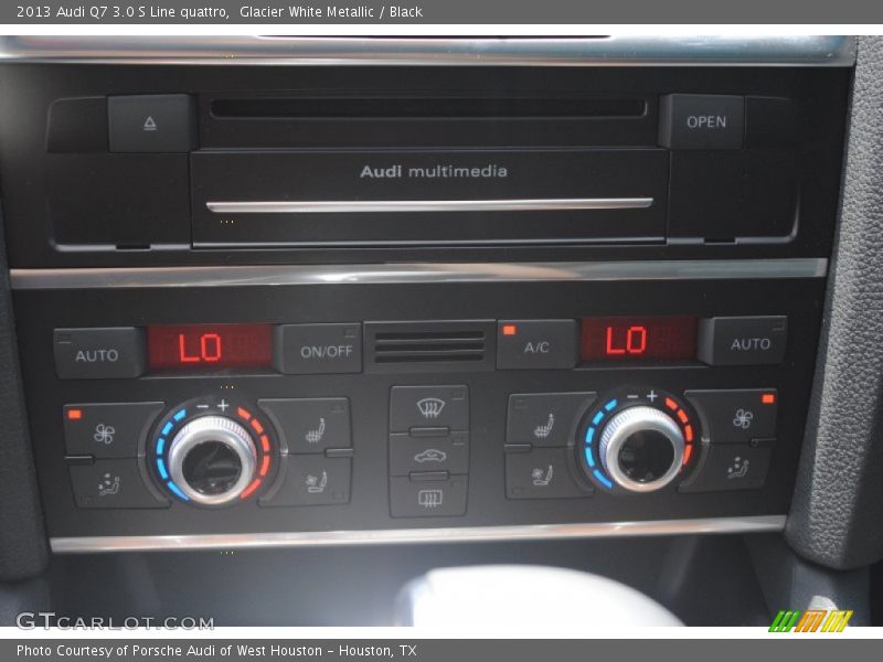Glacier White Metallic / Black 2013 Audi Q7 3.0 S Line quattro