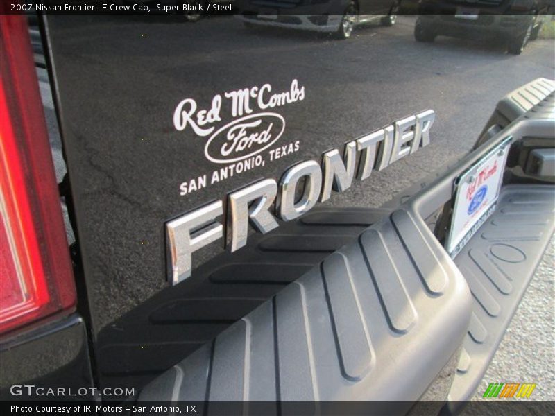 Super Black / Steel 2007 Nissan Frontier LE Crew Cab