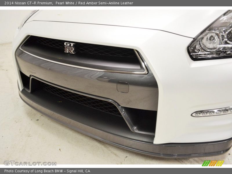  2014 GT-R Premium Logo