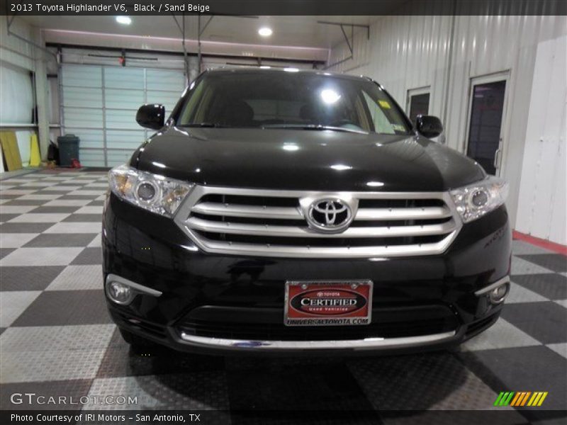 Black / Sand Beige 2013 Toyota Highlander V6