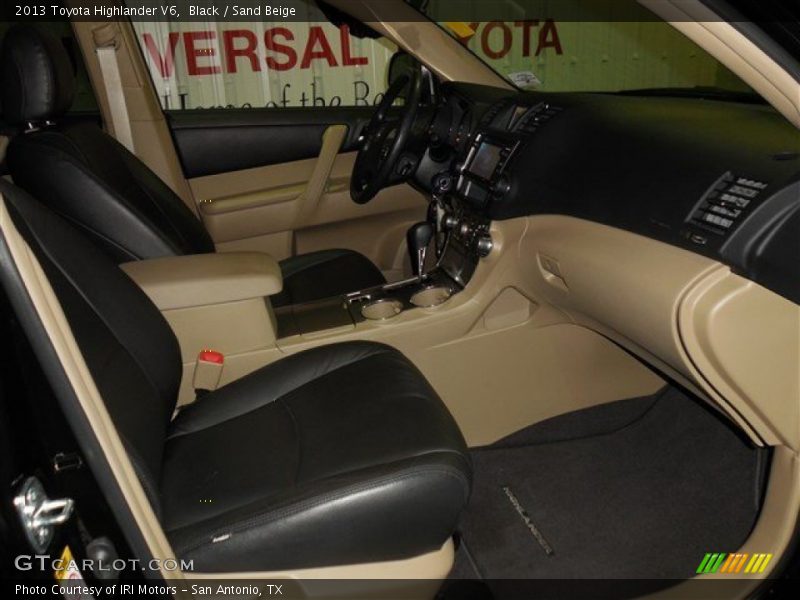 Black / Sand Beige 2013 Toyota Highlander V6