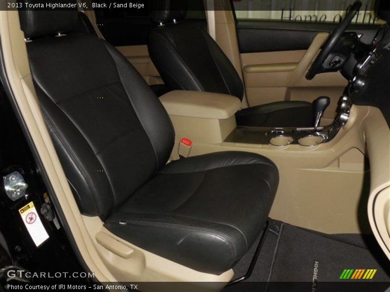 Black / Sand Beige 2013 Toyota Highlander V6