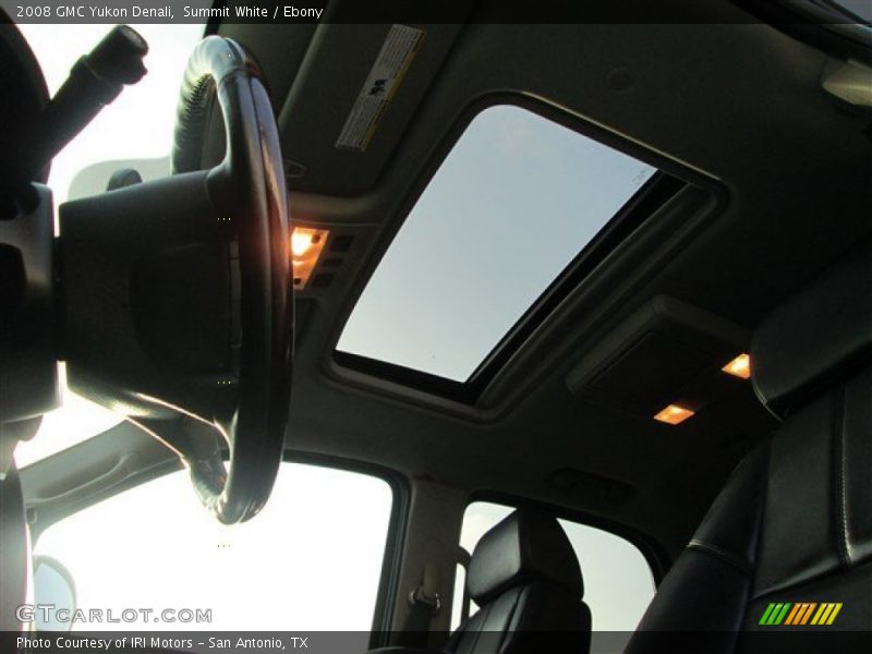 Summit White / Ebony 2008 GMC Yukon Denali