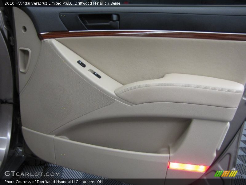 Driftwood Metallic / Beige 2010 Hyundai Veracruz Limited AWD