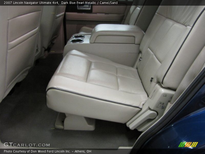 Rear Seat of 2007 Navigator Ultimate 4x4