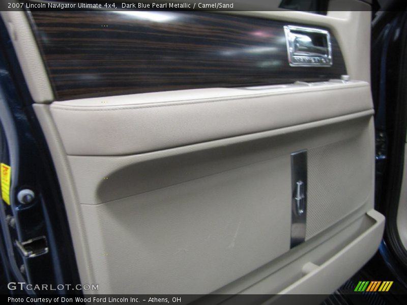 Dark Blue Pearl Metallic / Camel/Sand 2007 Lincoln Navigator Ultimate 4x4