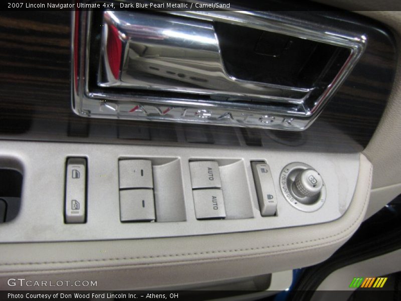 Dark Blue Pearl Metallic / Camel/Sand 2007 Lincoln Navigator Ultimate 4x4