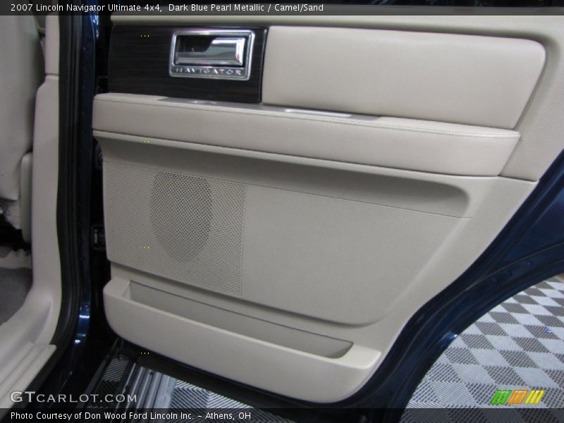 Dark Blue Pearl Metallic / Camel/Sand 2007 Lincoln Navigator Ultimate 4x4