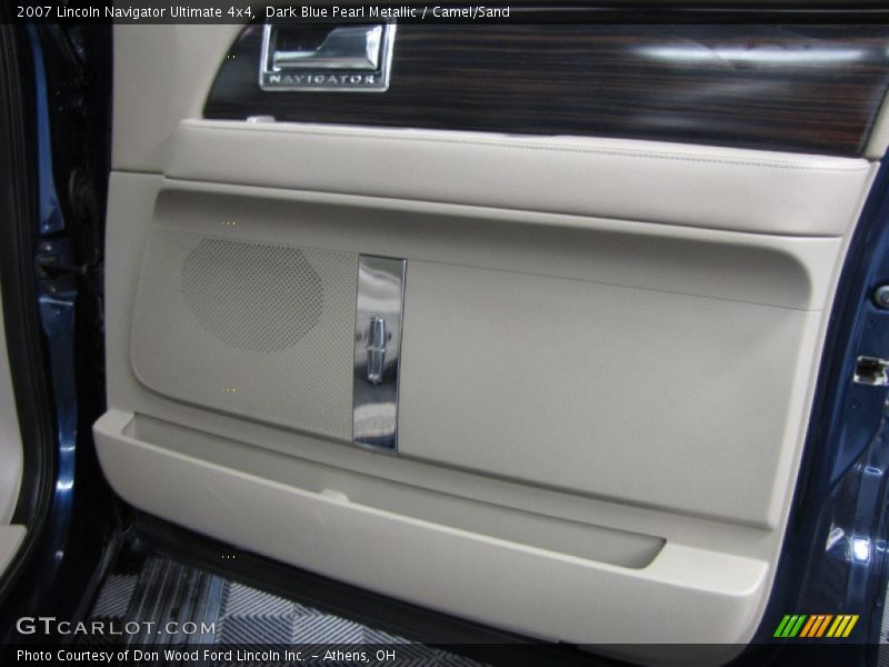 Dark Blue Pearl Metallic / Camel/Sand 2007 Lincoln Navigator Ultimate 4x4