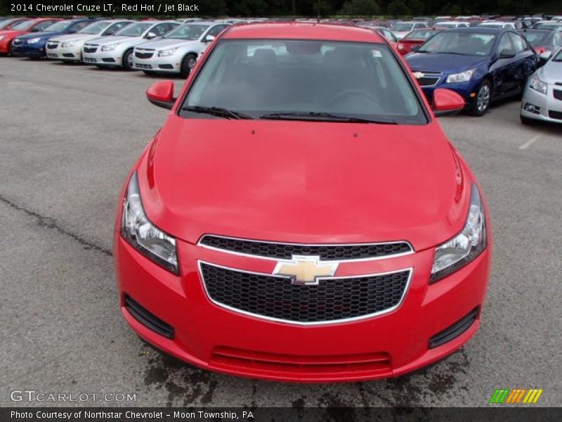 Red Hot / Jet Black 2014 Chevrolet Cruze LT