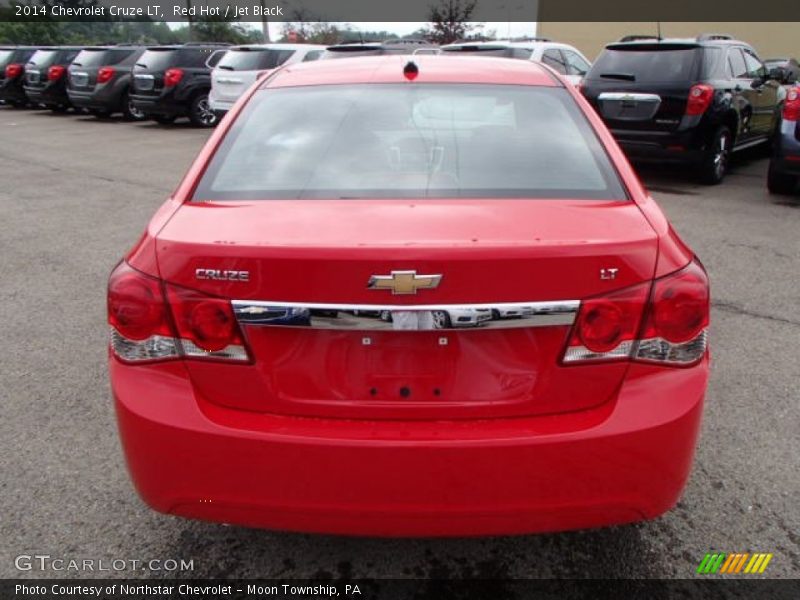 Red Hot / Jet Black 2014 Chevrolet Cruze LT