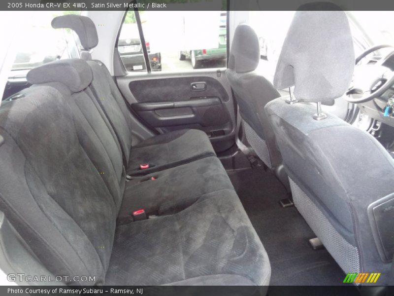 Satin Silver Metallic / Black 2005 Honda CR-V EX 4WD
