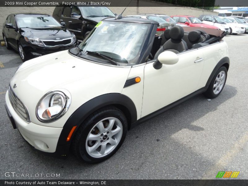 Pepper White / Black/Grey 2009 Mini Cooper Convertible