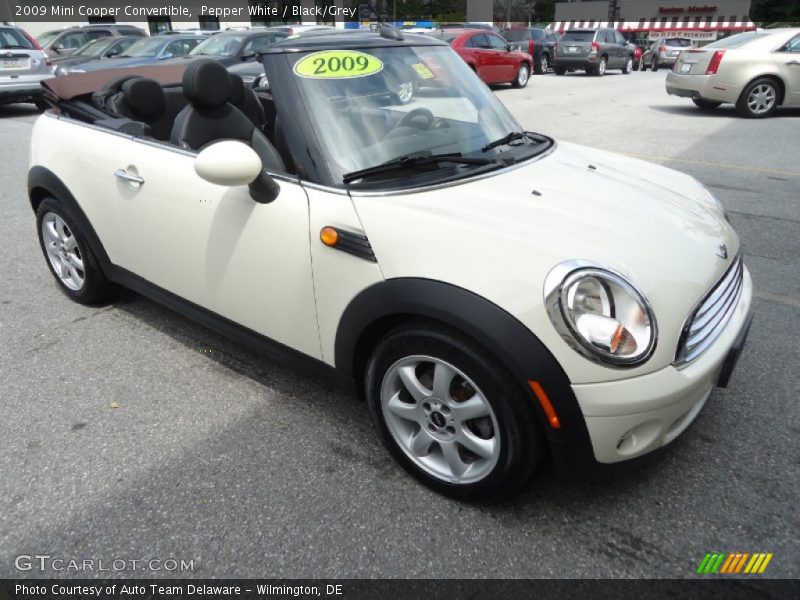 Pepper White / Black/Grey 2009 Mini Cooper Convertible