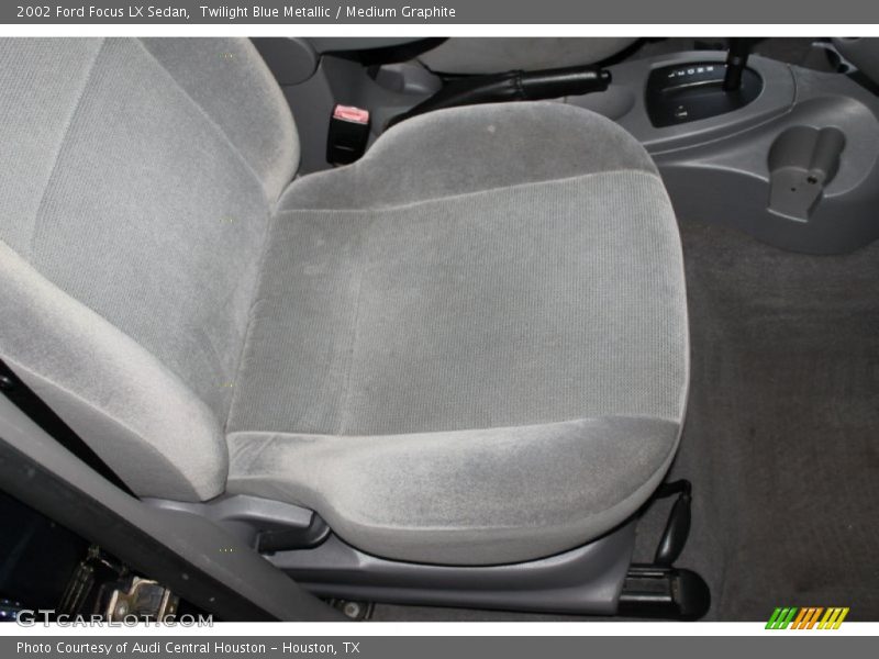 Twilight Blue Metallic / Medium Graphite 2002 Ford Focus LX Sedan