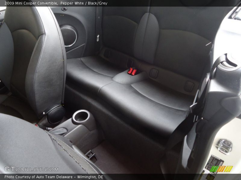 Pepper White / Black/Grey 2009 Mini Cooper Convertible