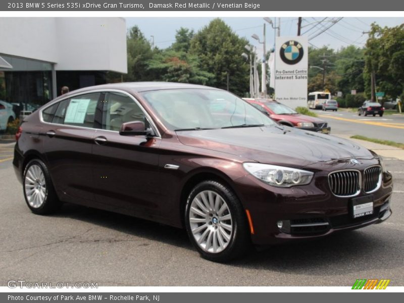 Front 3/4 View of 2013 5 Series 535i xDrive Gran Turismo