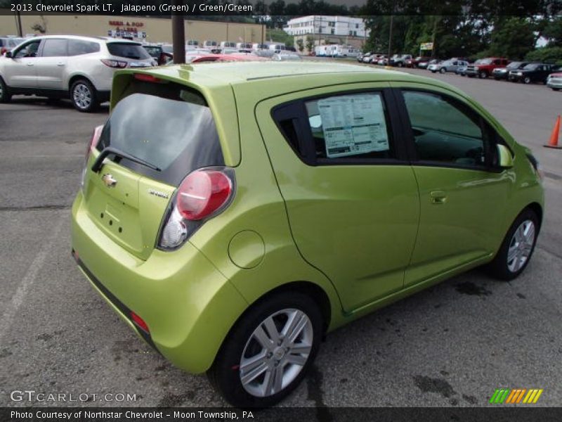 Jalapeno (Green) / Green/Green 2013 Chevrolet Spark LT