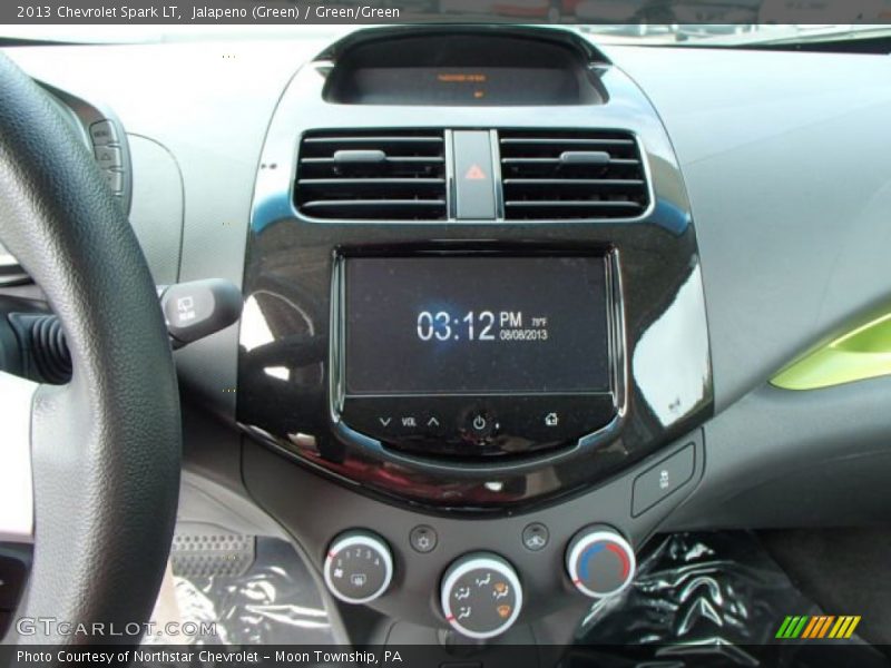 Jalapeno (Green) / Green/Green 2013 Chevrolet Spark LT