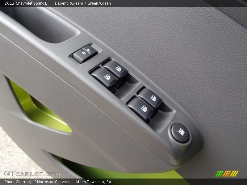 Jalapeno (Green) / Green/Green 2013 Chevrolet Spark LT