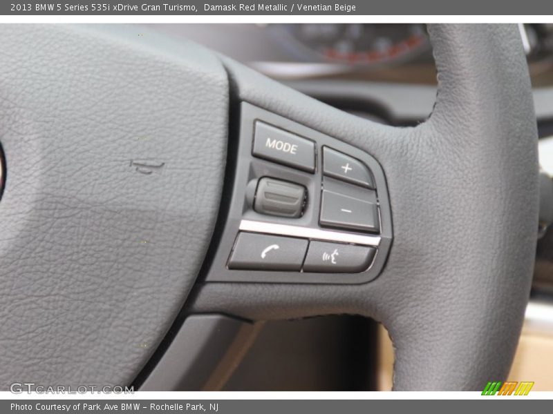 Controls of 2013 5 Series 535i xDrive Gran Turismo
